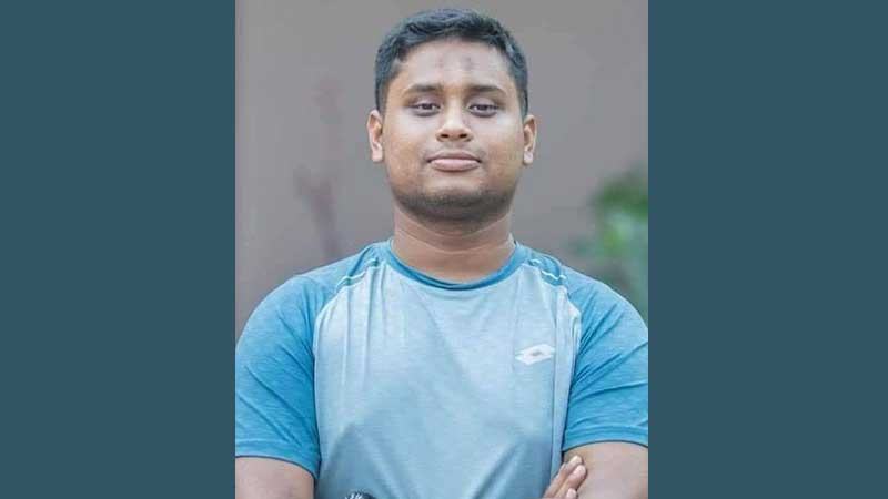 সেনাবাহিনীকে জনগণের বিরুদ্ধে অবস্থান না নেয়ার আহ্বান হাসনাতের