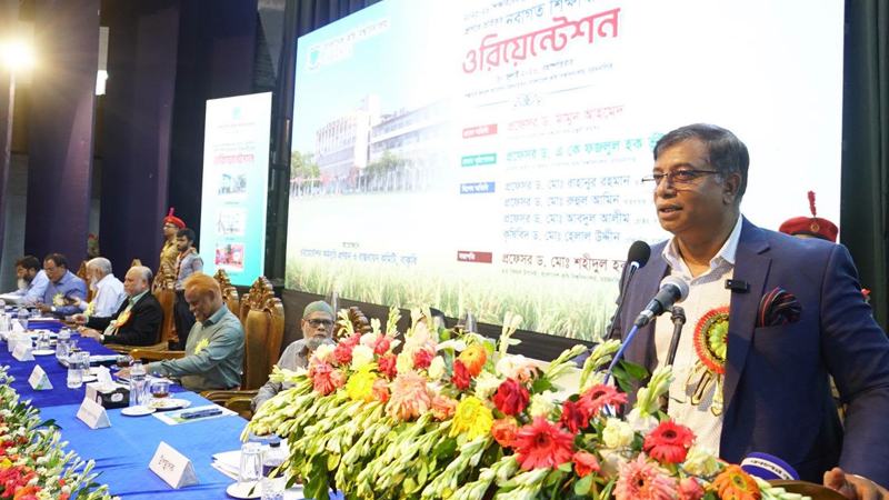 বাকৃবিতে নবীন শিক্ষার্থীদের ওরিয়েন্টেশন অনুষ্ঠিত