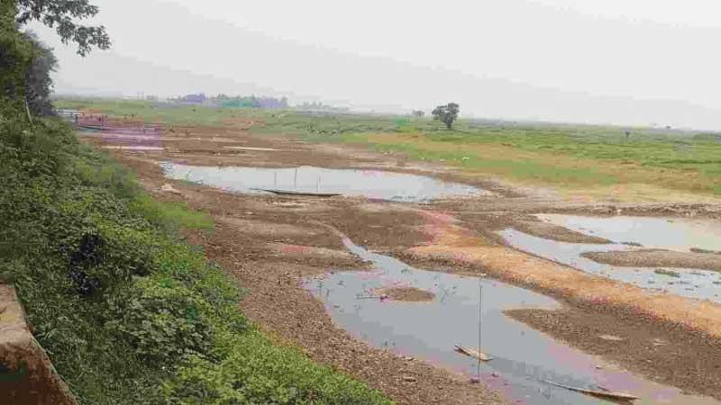 কুশিয়ারায় পানি নেই, সেচ ব্যাহত