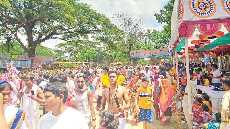 বাগেরহাটে বারুণী স্নান ও মাতুয়া মেলা