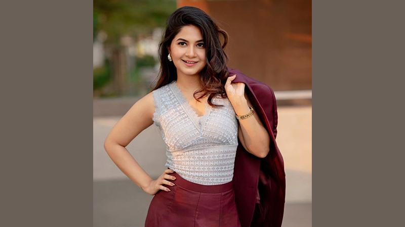 ‘লালপরী’তে নতুন রূপে স্পর্শিয়া