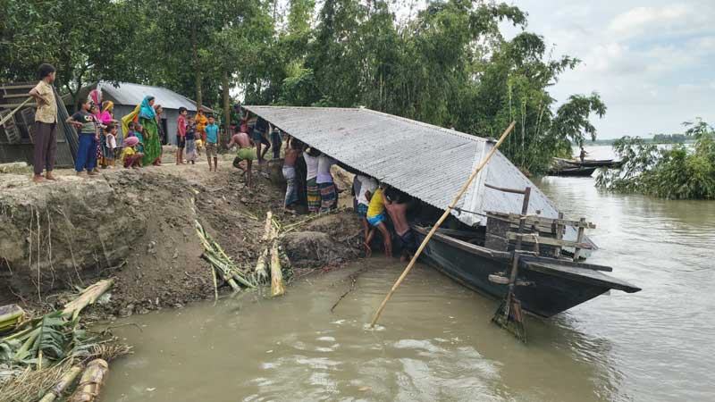 কুড়িগ্রামে নদ-নদীর ভাঙনে ছয় বছরে ঘর হারিয়েছে ১৫ হাজার পরিবার
