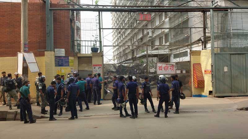 শ্রমিক অসন্তোষে তুসুকা গ্রুপের ছয় কারখানায় ছুটি