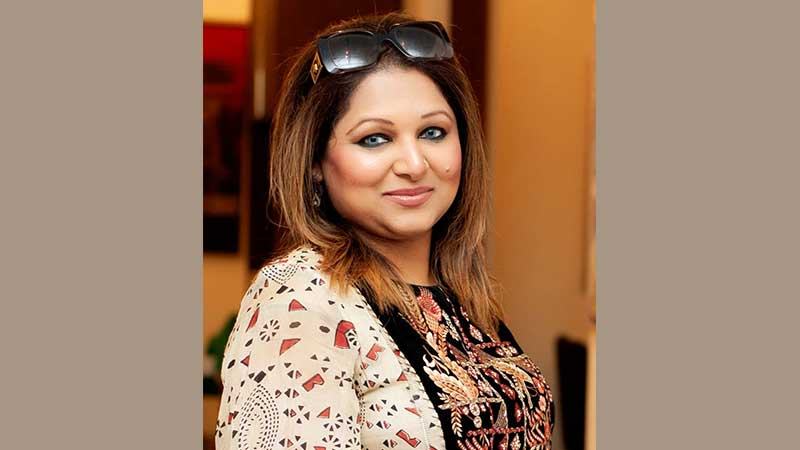 দেশাত্মবোধক গানে দিঠি আনোয়ার
