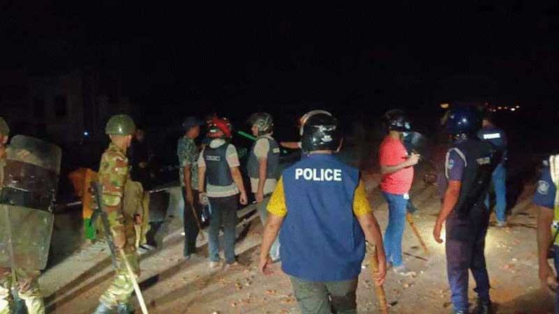 ব্রাহ্মণবাড়িয়ায় মহাসড়কে রাতে টর্চ জ্বালিয়ে দুই পক্ষের সংঘর্ষ, আহত ৩০