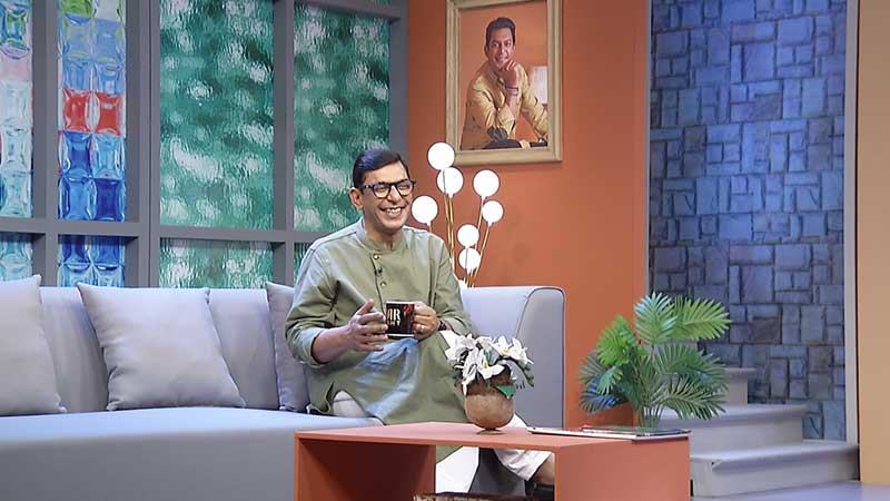 ‘স্টার নাইট’-এ চঞ্চল চৌধুরী