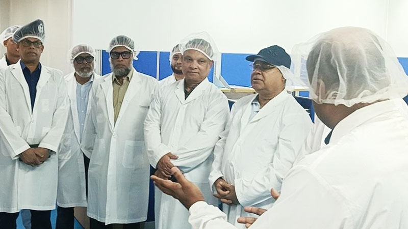 জেএমআই ইন্ডাস্ট্রিয়াল পার্ক পরিদর্শনে প্রধানমন্ত্রীর স্বাস্থ্যবিষয়ক বিশেষ সহকারী