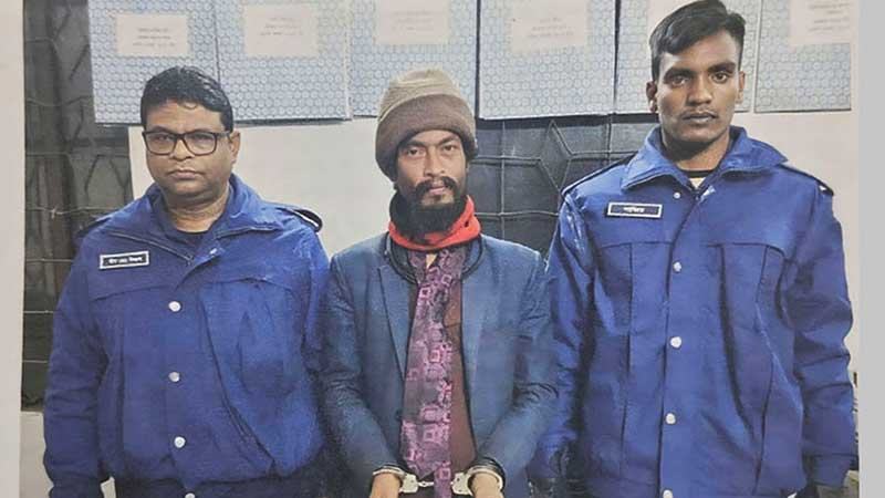 পুলিশের কাছে ছয় হত্যাকাণ্ডের কথা স্বীকার করেছেন গ্রেফতার সম্রাট