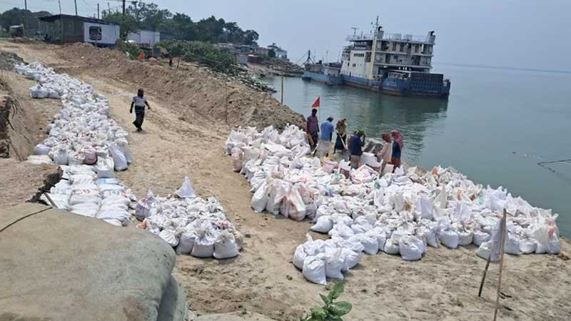 সক্ষমতা বাড়াতে ঈদের আগেই দৌলতদিয়ার ৫ নম্বর ঘাট চালুর উদ্যোগ