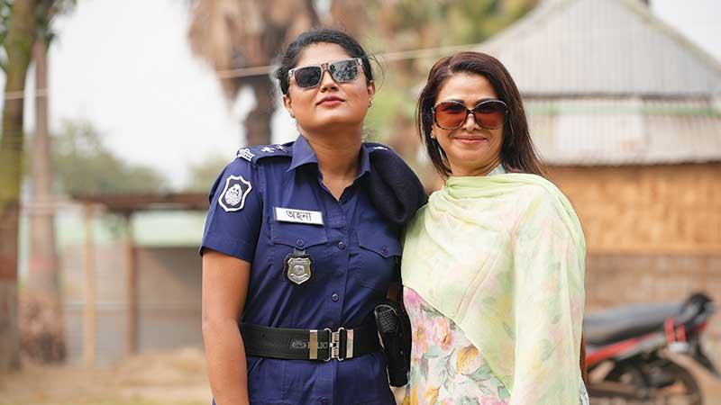 আসছে মৌসুমী হামিদের ‘দারোগা বউ জামাই আসামি’
