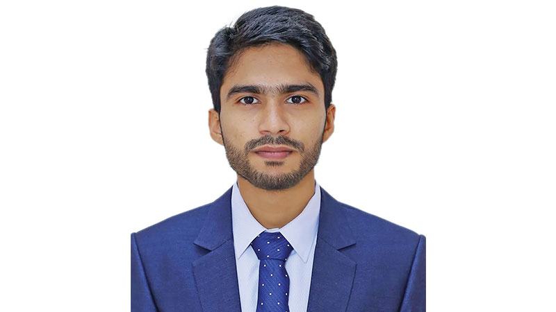 ক্যারিয়ারের দুটি চাকরির সুযোগ এসেছে লিংকডইনে
