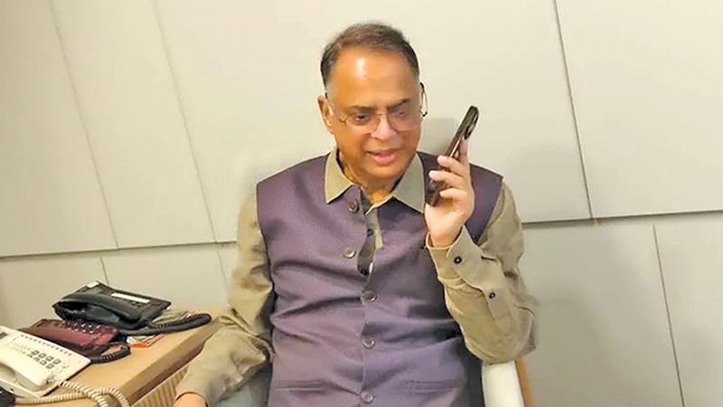 জিএম বরখাস্ত, ফোনে গ্রাহকের কাছে দুঃখ প্রকাশ মন্ত্রীর