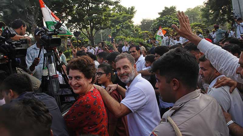 দিল্লিতে ইন্ডিয়া ব্লকের বিক্ষোভ মিছিল, সুপ্রিম কোর্টে ১০ দাবি রাহুল গান্ধীর