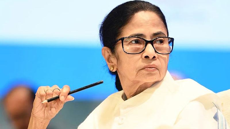দলের নাম ও প্রতীক হারালেন মমতা