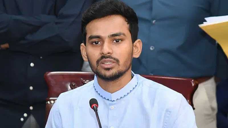 চাঁদাবাজি বরদাশত করা হবে না -উপদেষ্টা আসিফ মাহমুদ