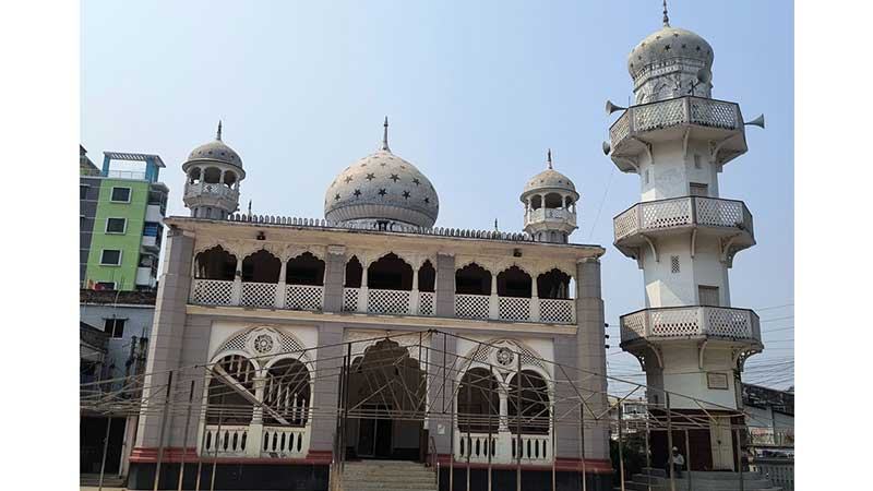 মুসলিম স্থাপত্যের নিদর্শন কোর্ট মসজিদ