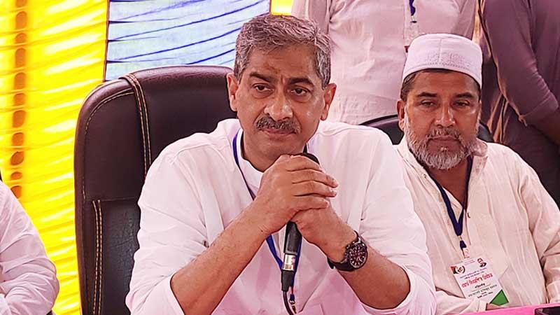 তথ্য উপদেষ্টার ওপর পানির বোতল নিক্ষেপ ষড়যন্ত্রের অংশ —শহীদ উদ্দীন চৌধুরী এ্যানি