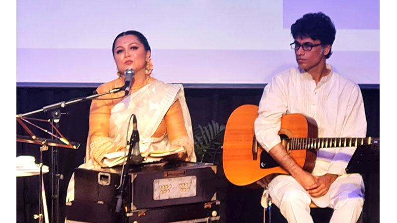 জার্মানিতে রবীন্দ্রনাথের কাব্যিক যাত্রা নিয়ে সঞ্চিতা পালের ‘স্মৃতির পথ ধরে’