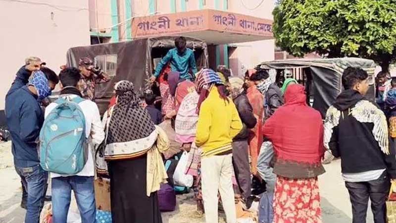 মেহেরপুর সীমান্তে ৩০ বাংলাদেশীকে ঠেলে দিল বিএসএফ