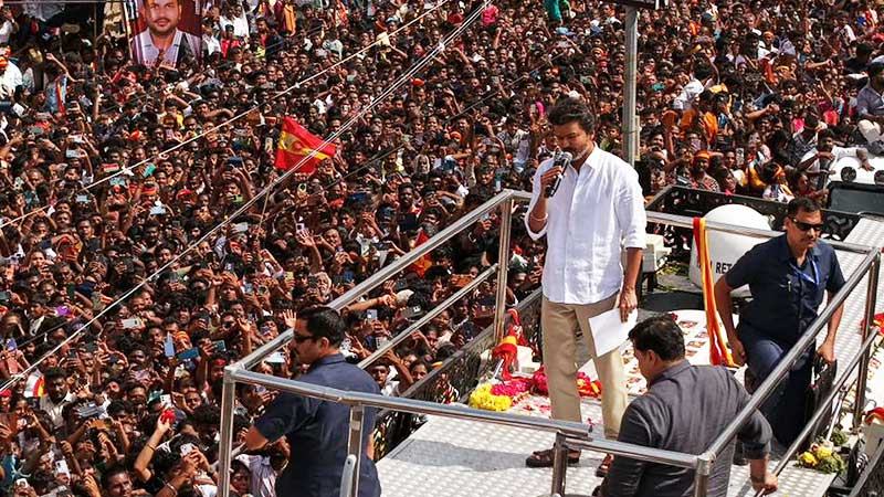 বিজয়ের র‍্যালিতে হতাহতদের ক্ষতিপূরণ দেবে তামিলনাড়ু সরকার
