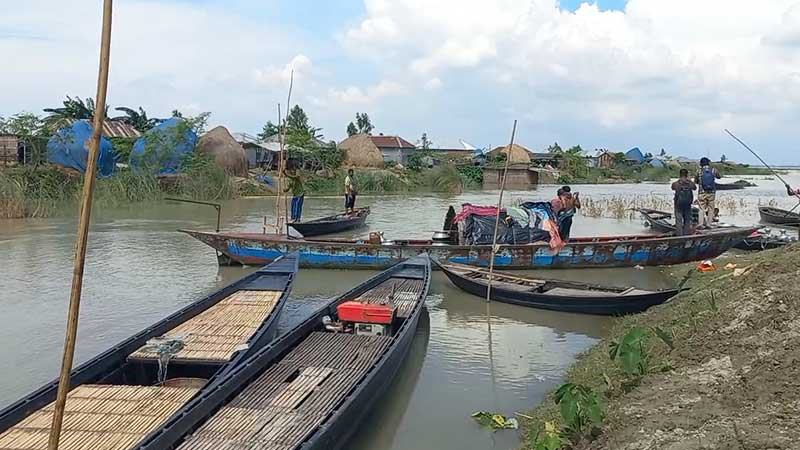 নেই শিক্ষা ও স্বাস্থ্যসেবা প্রতিষ্ঠান নাজুক সড়ক যোগাযোগ ব্যবস্থা