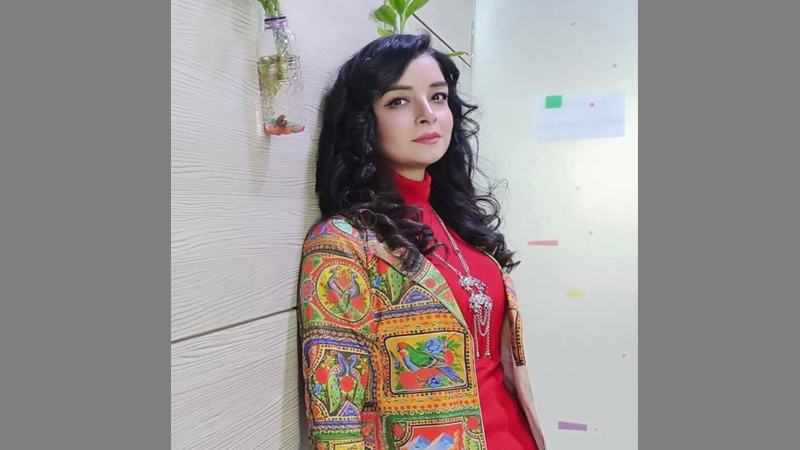 দুই সিনেমার কাজ শেষ করলেন এলিনা শাম্মী