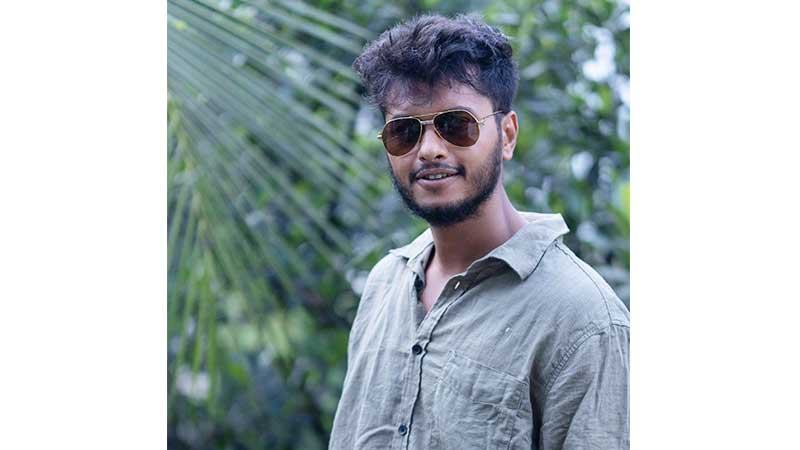 ক্যারিয়ারের সুবর্ণ সময়ে আরশ খান