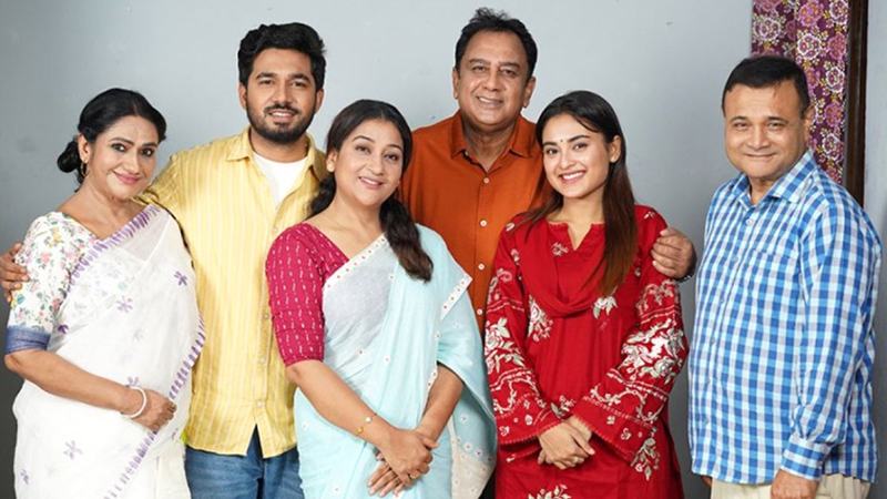 ‘পথহারা মন’ নাটকে বাবা চরিত্রে প্রশংসায় ভাসছেন জাহিদ হাসান