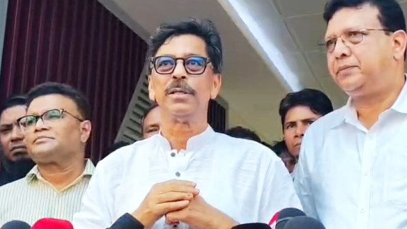 জুন শেষেই বেকার হচ্ছেন প্রাণিসম্পদের ১৪০০ কর্মকর্তা-কর্মচারী