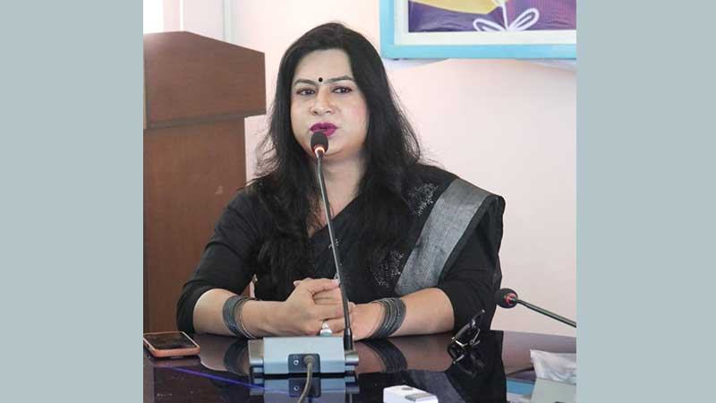 নির্বাচন থেকে সরে দাঁড়ালেন তৃতীয় লিঙ্গের একমাত্র প্রার্থী রানী