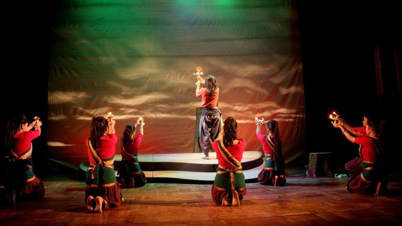 শিল্পকলায় আজ ‘নিত্যপুরাণ’