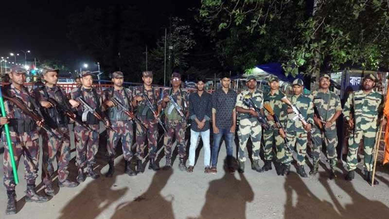 ধরে নিয়ে যাওয়া দুই বাংলাদেশীকে ফেরত দিয়েছে বিএসএফ