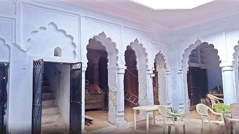প্রাসাদ থেকে নবজাগরণের বাতিঘর