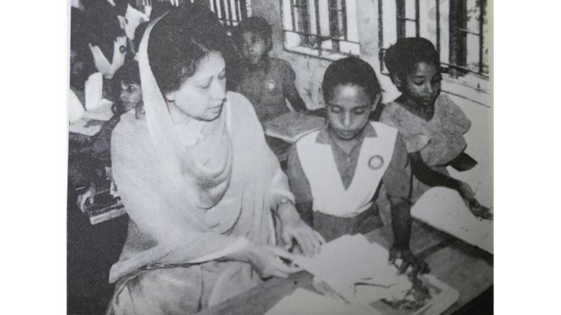 নারী উন্নয়নের ইতিহাসে সোনালি অধ্যায় রচনা করেন খালেদা জিয়া
