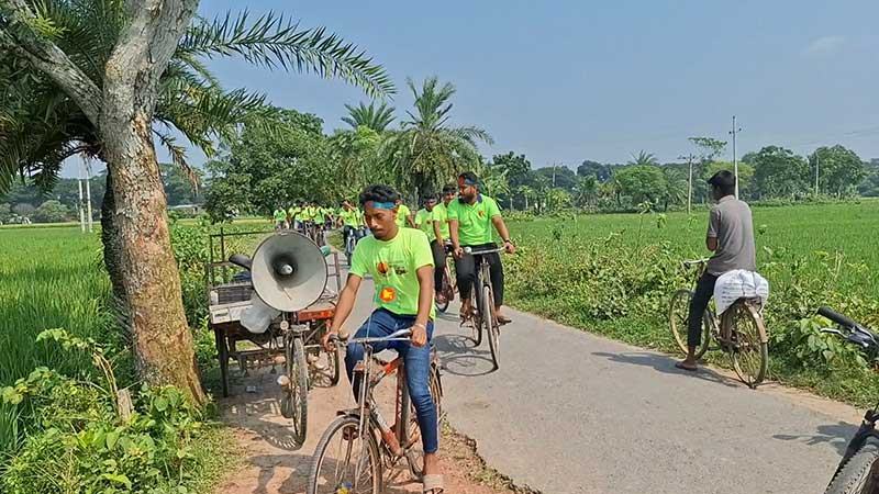আত্মহত্যা প্রতিরোধে ঝিনাইদহে সাইকেল শোভাযাত্রা