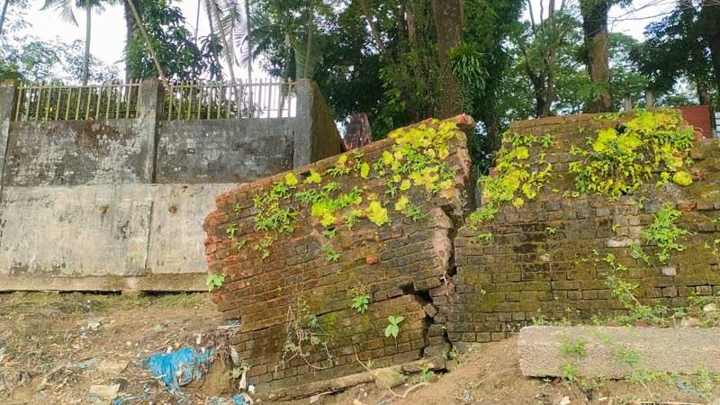 ভাঙনের ঝুঁকিতে গোয়াইন নদীতীরের সরকারি স্থাপনা