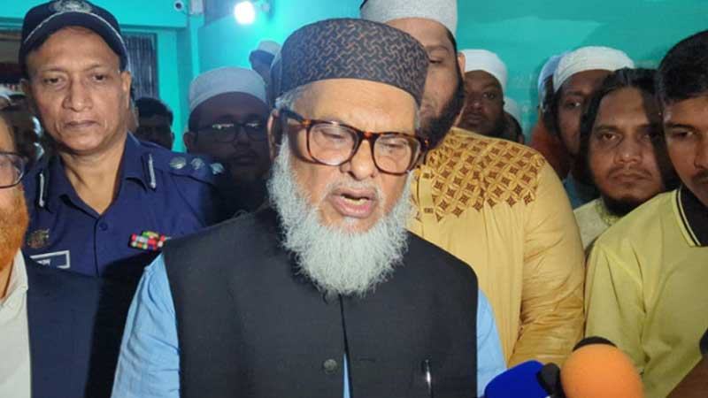 আমরা সেফ এক্সিট চাই না, দেশেই থাকতে চাই —ধর্ম উপদেষ্টা