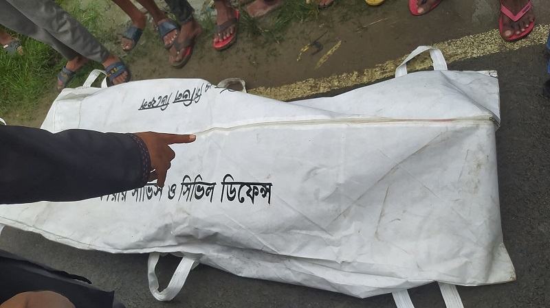 যশোরে বাসের ধাক্কায় দুজন নিহত