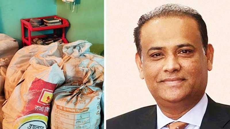 সাবেক ভূমিমন্ত্রীর গাড়িচালকের বাড়ি থেকে ২৩ বস্তা নথি জব্দ