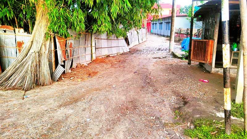 প্রকল্পের মেয়াদ চার মাস বাকি থাকলেও শুরুই হয়নি সড়ক নির্মাণকাজ