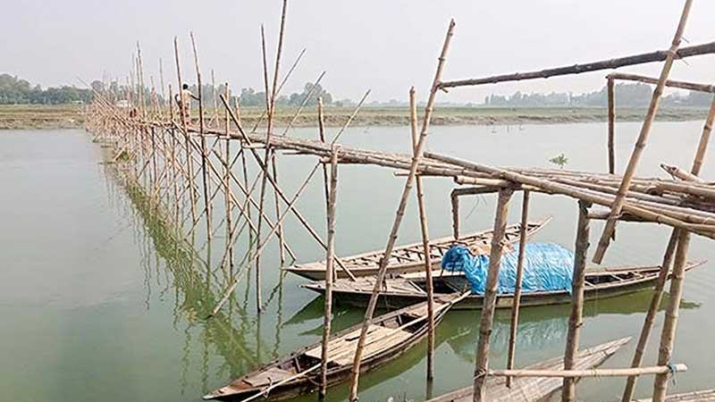 সেতু নেই মোনারপটল ঘাটে পণ্য পরিবহনে বাড়তি খরচ