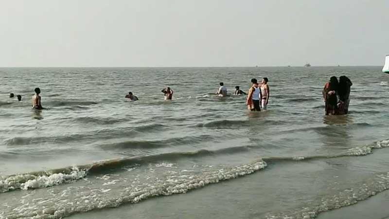 পুণ্যস্নানে শেষ হলো দুবলার চরের রাস উৎসব