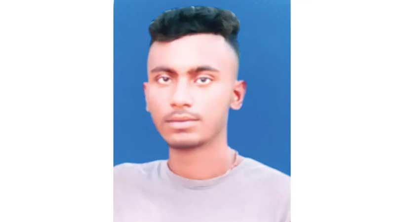 জয়পুরহাটে এক বিষয়ে পরীক্ষা দিয়ে দুই বিষয়ে ফেল!