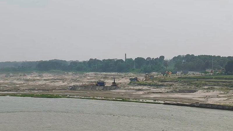 গড়াই নদী খনন প্রকল্পে ৩৫০ কোটি টাকার বালির হদিস নেই