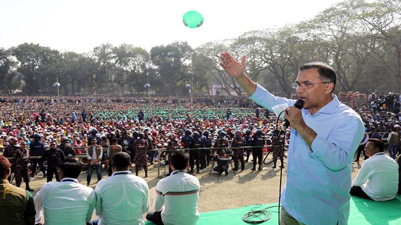 যারা নারীদের সম্মান দিতে পারে না তাদের কাছে মানুষ নিরাপদ নয়