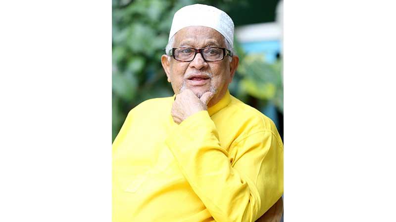 আজ নায়করাজের নবম মৃত্যুবার্ষিকী