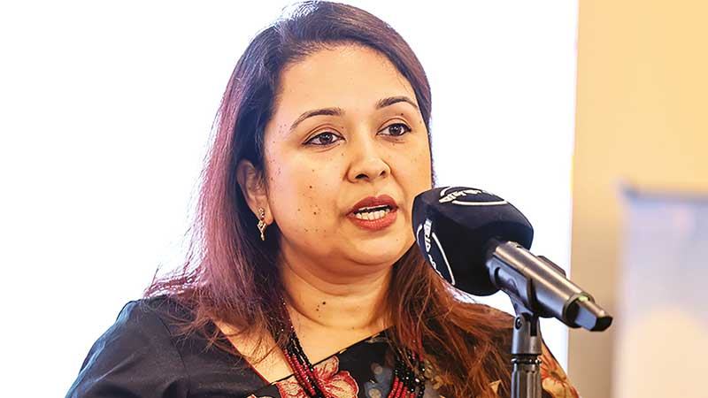 ১ ডলার পাঠানো প্রবাসীও গুরুত্বপূর্ণ ভূমিকা রাখছেন