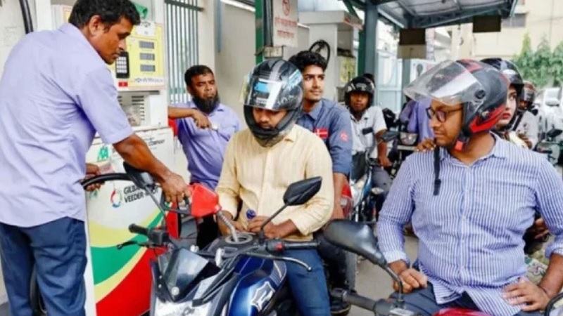 মোটরসাইকেল রাইড শেয়ারকারীরা দৈনিক পাবেন সর্বোচ্চ ৫ লিটার তেল