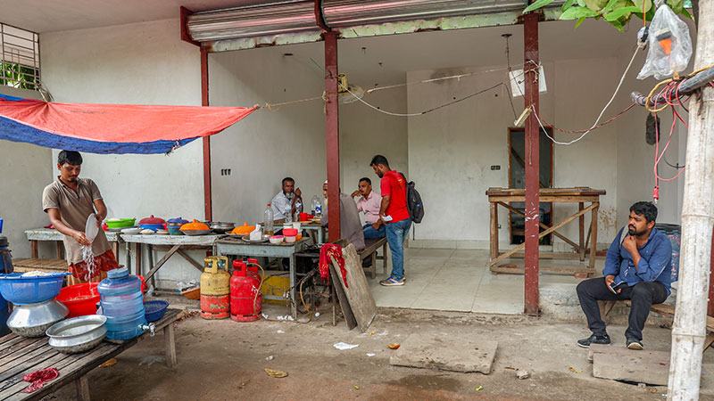 ঢাকার পার্ক-মাঠে ভাতের হোটেল, ফুডকোর্ট, গ্যারেজ মার্কেট ও ট্রাক স্ট্যান্ড