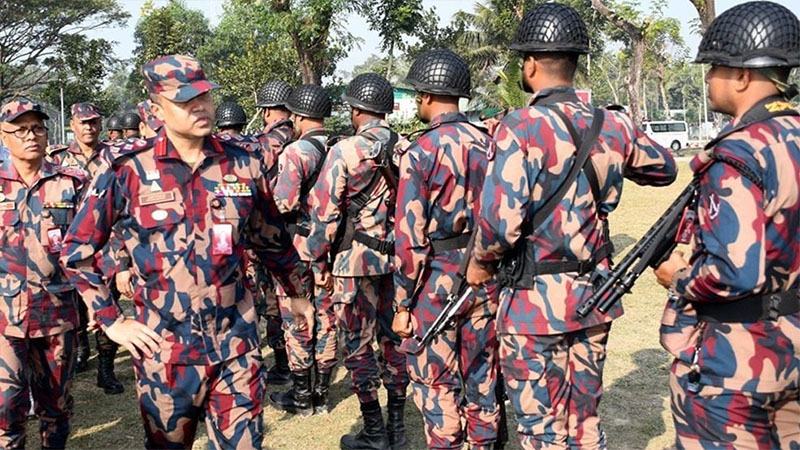 দুর্গাপূজায় সারা দেশে প্রায় ১০ হাজার বিজিবি মোতায়েন